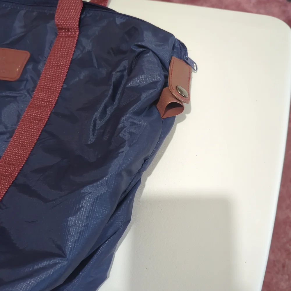 Pierre Cardin Nylon Duffel Bag Navy Red Straps Weekender Travel Gym Lightweight